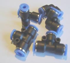 RACORD PUSH-IN DIN PLASIC PENTRU FURTUNE DIN POLIAMIDA